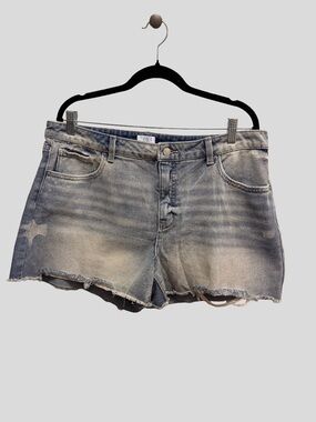 Time and Tru Women's Distressed Denim Shorts - Size 16 - Raw Hem